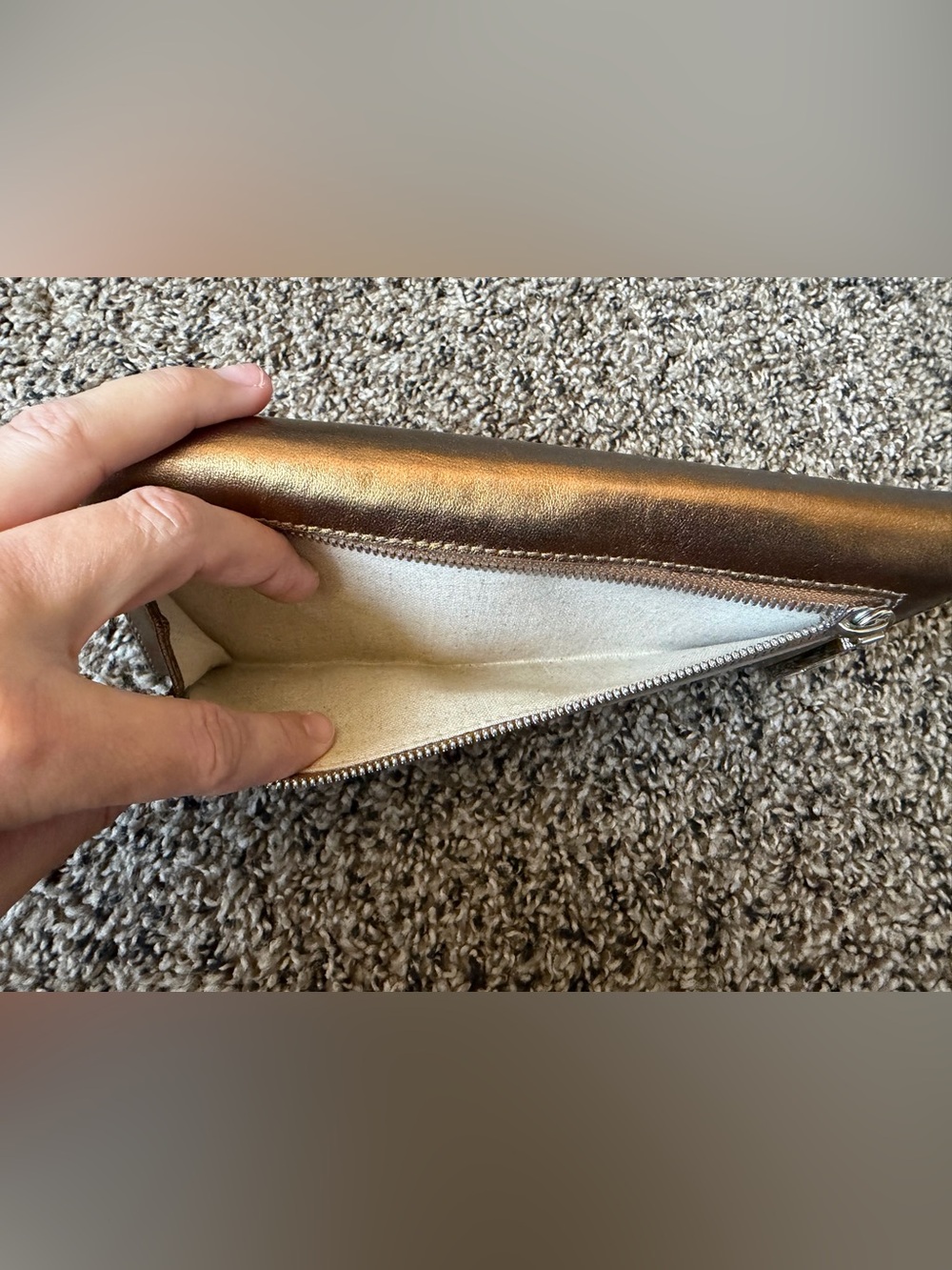 HOBO Gold Wallet - Picture 3 of 12